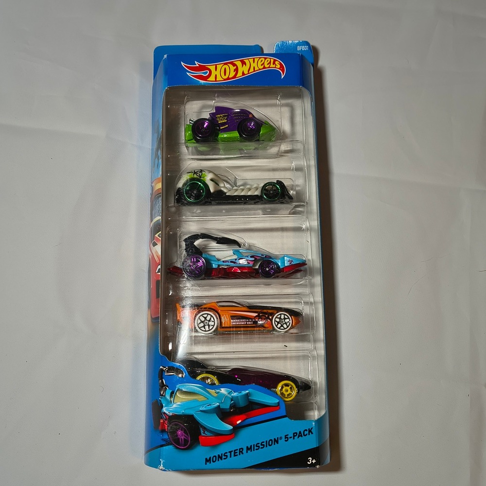 Hot Wheels Monster Mission 5-Pack Die-Cast Cars BFB37 1:64 Deadstock